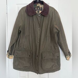 Barbour Beadnell Waxed Cotton Jacket